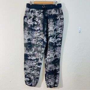 Xersion Camo Print High Rise Jogger Sweatpants Men Size L Gray/Black Pockets